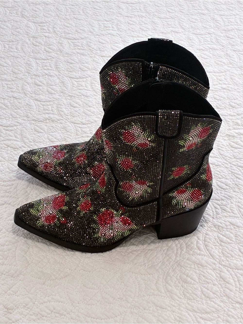 Wild Pair Lacey Rhinestone Rose Western Boots Festival Coastal Cowgirl 6.5